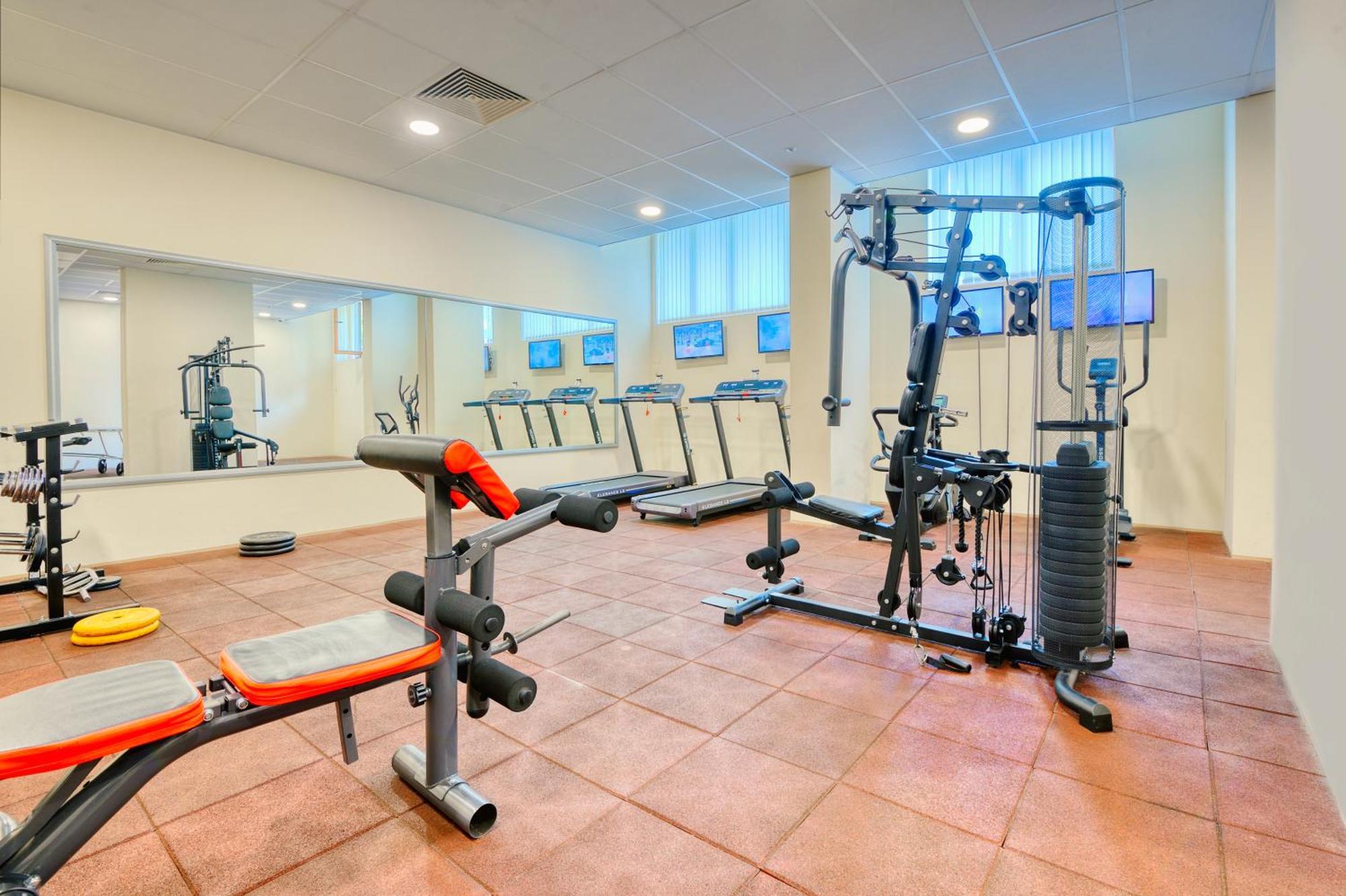 Aparthotel Golden Line 4*